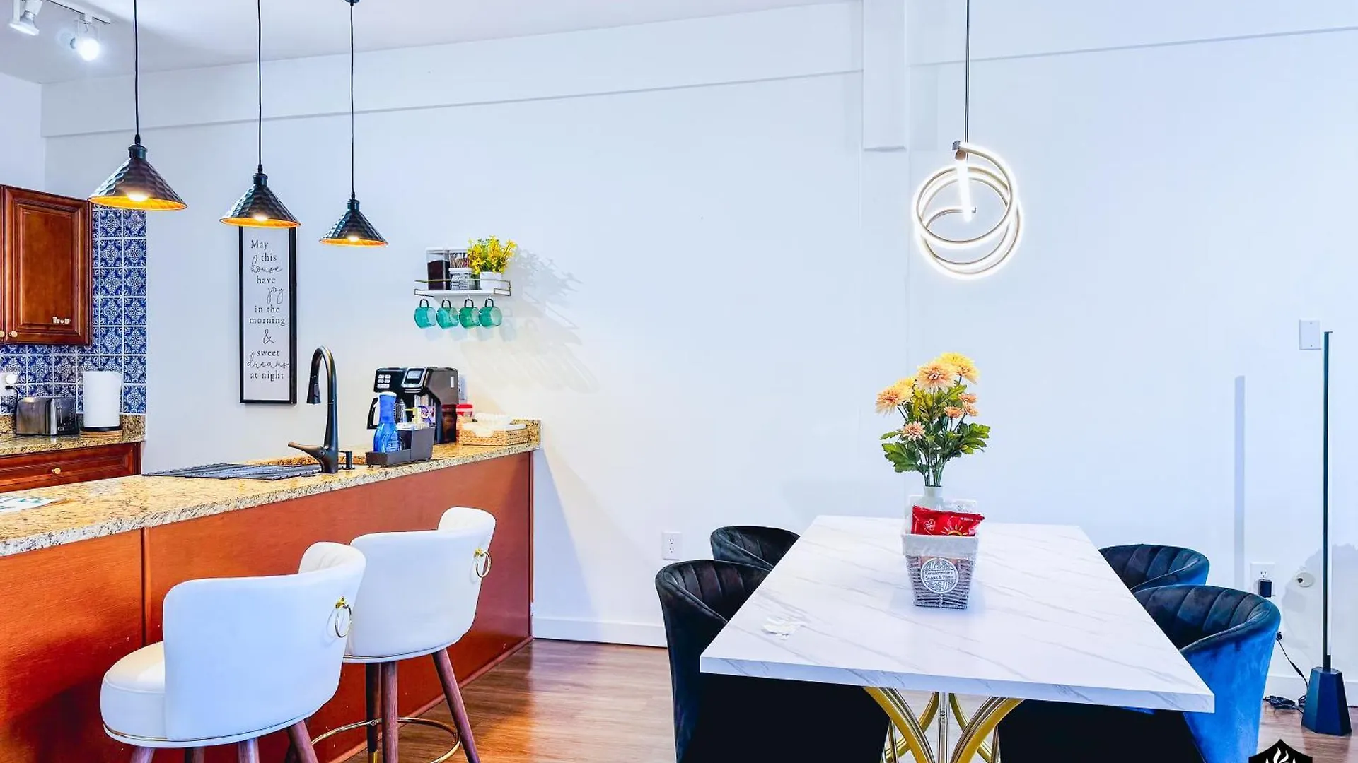 The Stallion #302 - Modern 2Bd Loft In Downtown With Free Parking メンフィス